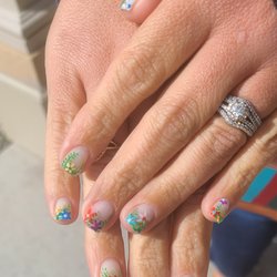 KG Nails