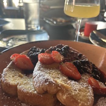 Cafe-Boutique Piano - French Toast - Modern European Near Me - Winter Park, Florida