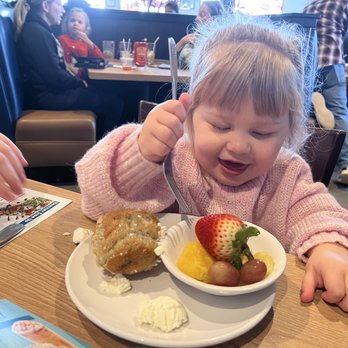 Broken Yolk Cafe - Breakfast & Brunch Near Me - Santee, California