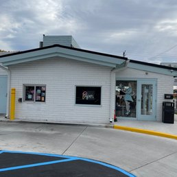 Exterior photo of Hannah's Soft Serve - Toledo, Ohio Exterior photo of Hannah's Soft Serve - Toledo, Ohio
