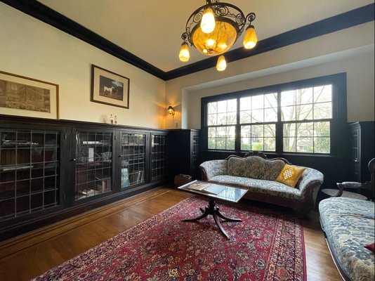 The Bacon Mansion Bed and Breakfast by null