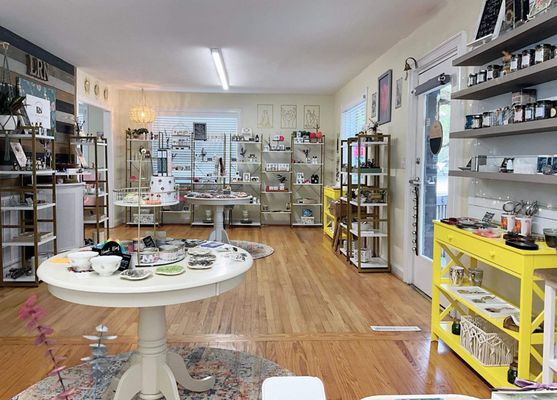 Lost River Naturals by null