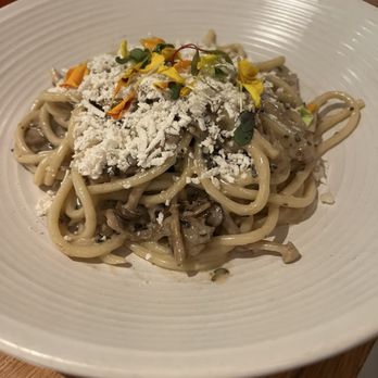 Mad & Vin - Mushroom bucatini pasta - New American Near Me - Solvang, California