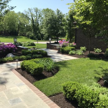 Frank Moio Landscape Designs - a walkway in a garden - Landscaping Near Me - Ambler, Pennsylvania Frank Moio Landscape Designs - a walkway in a garden - Landscaping Near Me - Ambler, Pennsylvania