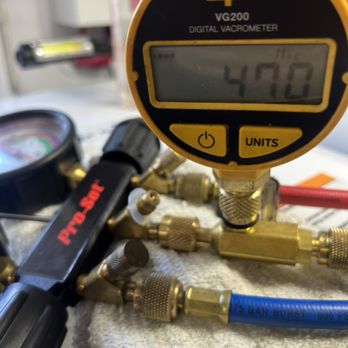 Lee’s pros - Deep vacuum - Boat Repair Near Me Lee’s pros - Deep vacuum - Boat Repair Near Me