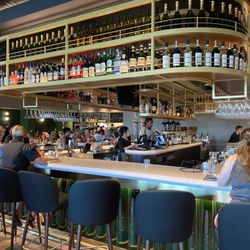 Piccolo Buco by Cooper's Hawk - Bar area