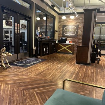 Gent Cuts and Grooming - Front reception area - Barbers Near Me - Saint Paul, Minnesota Gent Cuts and Grooming - Front reception area - Barbers Near Me - Saint Paul, Minnesota