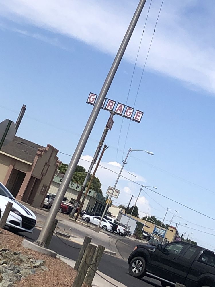 ZUMWALT’S GARAGE Updated September 2024 520 E Spruce St, Deming