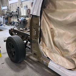 Bob's Auto Body