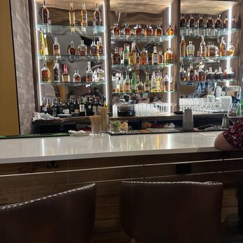Vybe - Inside - Wine Bars Near Me - Fort Myers, Florida Vybe - Inside - Wine Bars Near Me - Fort Myers, Florida
