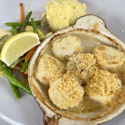The Grill at Fairview Inn - Scallops