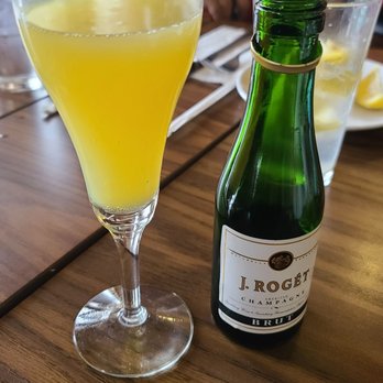 Mimi's Cafe - $5 White Peach Mimosa, mmmmmm - Breakfast & Brunch Near Me - Corona, California Mimi's Cafe - $5 White Peach Mimosa, mmmmmm - Breakfast & Brunch Near Me - Corona, California