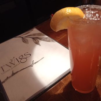 Twigs Tavern and Grille - Strawberry Lemonade Vodka - American Near Me - Rochester, Minnesota