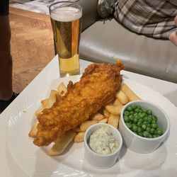 The Keiller Brasserie & Lounge - The best fish and chips you'll have in Scotland
