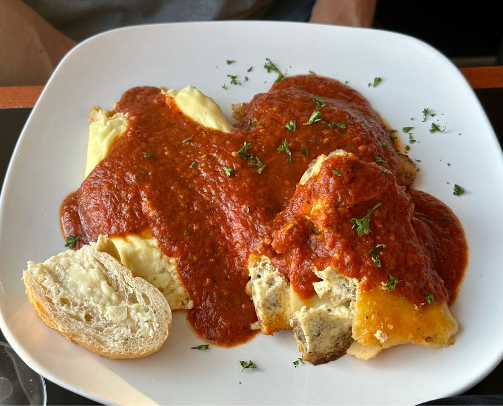 FOXY’S RESTAURANT Updated October 2024 46 Photos & 99 Reviews