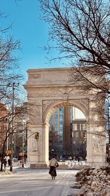 Washington Square Park by null