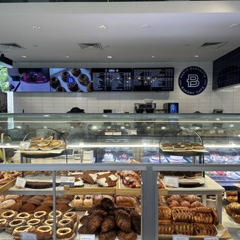 Paris Baguette - Bakeries Near Me - Honolulu, Hawaii Paris Baguette - Bakeries Near Me - Honolulu, Hawaii