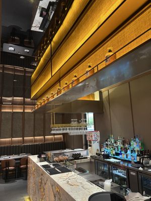 Seven Sushi & Robata by null