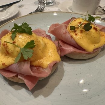 Threadneedles, Autograph Collection - Eggs Benedict - Hotels Near Me - London, LND