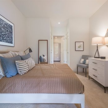 Kelmscott Park - Apartments Near Me - Lake Forest, Illinois Kelmscott Park - Apartments Near Me - Lake Forest, Illinois