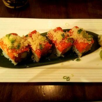 Aoyu Sushi - Party Girl Roll - Japanese Near Me - Bronx, New York
