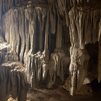 Boyden Cavern - Tours Near Me - Kings Canyon, California