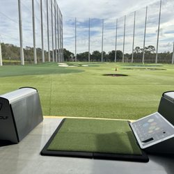 Golf bay