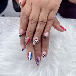 D K Nails