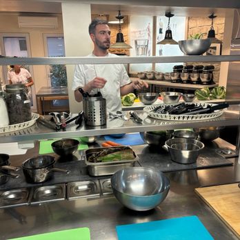 Le Foodist - Chef Luc's culinary instruction - Cooking Schools Near Me - Paris, 75