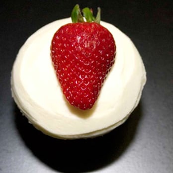 LOLA's - Bakeries Near Me - London, XGL