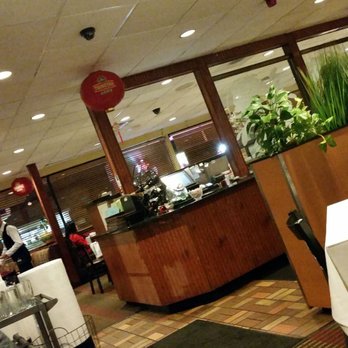 Siam Cafe - Looking towards the booth seating area - Vietnamese Near Me - Cleveland, Ohio