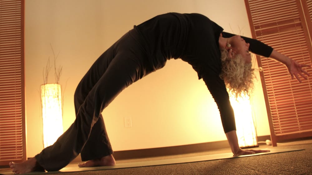 Yoga Joey Logo