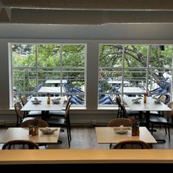 Juliet Social  - Main dining overlooking the balcony seating