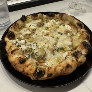Sei Pizza Bar - Patate - Pizza Near Me - Los Angeles, California