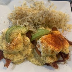 Alfredo's Steakhouse - Alfredos, Californian Eggs Benedict