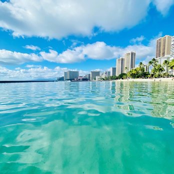 Waikiki Beach Walls - Winter blues! - Beaches Near Me - Honolulu, Hawaii Waikiki Beach Walls - Winter blues! - Beaches Near Me - Honolulu, Hawaii