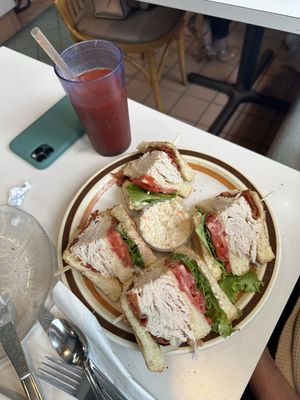 Downbeach Deli and Restaurant by null