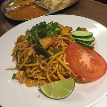 Mamak - Mee Goreng ($13) - Malaysian Near Me - Haymarket, NSW Mamak - Mee Goreng ($13) - Malaysian Near Me - Haymarket, NSW