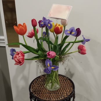 Crouch Florist & Gifts - Florists Near Me - Knoxville, Tennessee Crouch Florist & Gifts - Florists Near Me - Knoxville, Tennessee