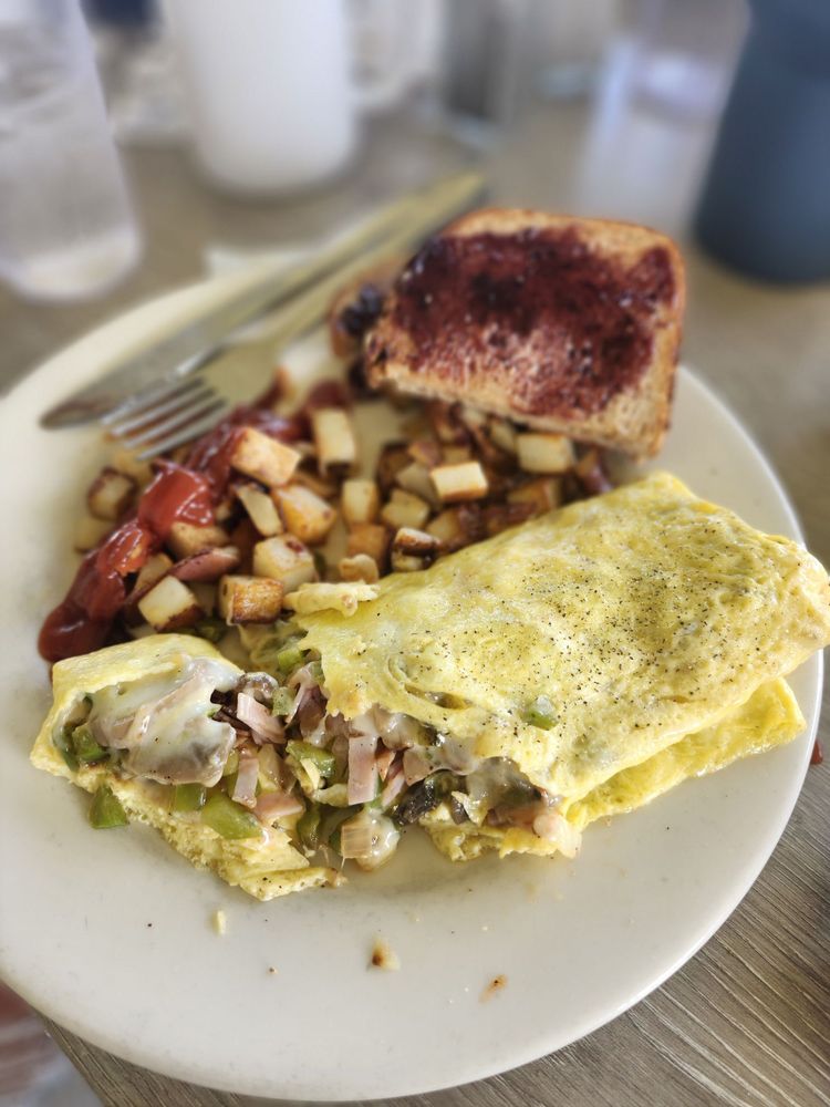 Water's Edge Cafe Image