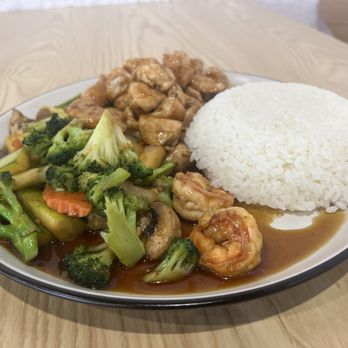 Yuzu sushi - Hibachi chicken - Sushi Bars Near Me - Haddonfield, New Jersey Yuzu sushi - Hibachi chicken - Sushi Bars Near Me - Haddonfield, New Jersey