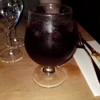 Le Saut du Crapaud - Sangria for days - French Near Me - Paris, 75
