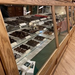 Boehm's Chocolates of Poulsbo - Showcase of their wares.