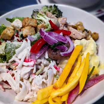 Mandarin Restaurant - Salad - Chinese Near Me - Markham, Ontario Mandarin Restaurant - Salad - Chinese Near Me - Markham, Ontario