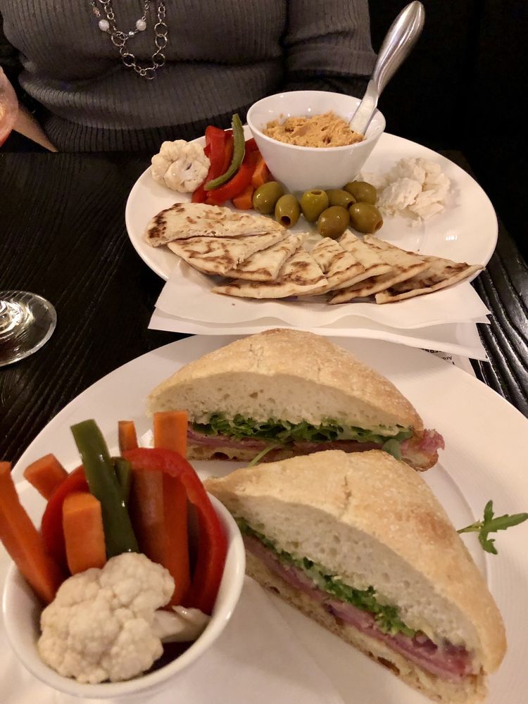 VEX BAR Updated July 2024 20 Photos Forest Grove, Oregon