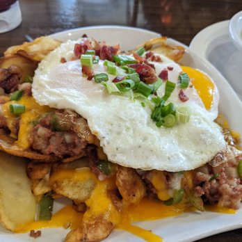 Broken Yolk Cafe - Hash skillet - American Near Me - Corona, California Broken Yolk Cafe - Hash skillet - American Near Me - Corona, California