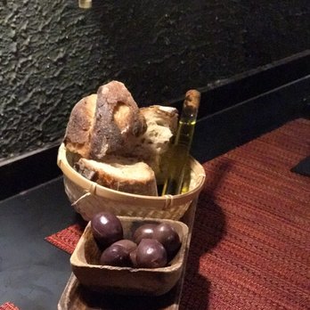 Arume - Complimentary bread and olive oil - Mediterranean Near Me - Barcelona, B