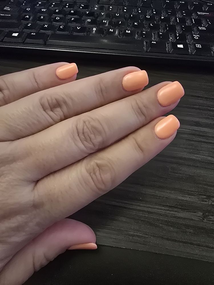 Star Nails & Tan Logo