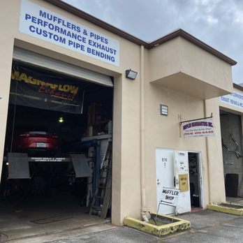 Muffler Headquarters - The business front - Oil Change Stations Near Me - Davie, Florida Muffler Headquarters - The business front - Oil Change Stations Near Me - Davie, Florida