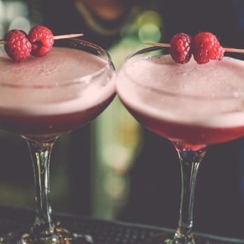 Crafty Pig - French vanilla martini - Pubs Near Me - Manchester, XGM